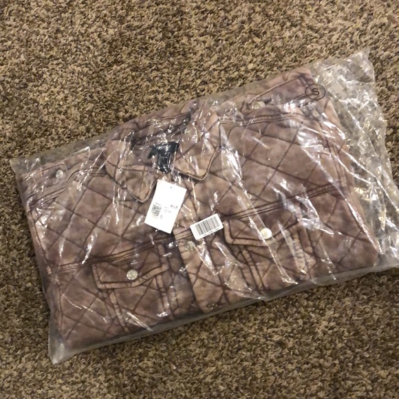 FOREVER 21 Drop Sleeve Quilted Jacket NWT - Picture 6 of 8